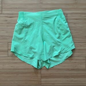 Lululemon special edition HOTTY Hot!